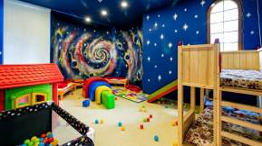 MIRACLE RESORT Mini Club